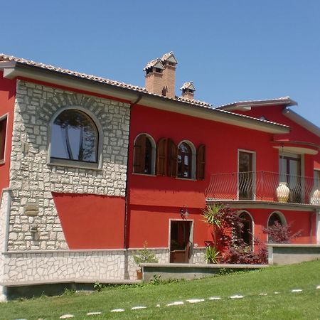 モンテフィアスコーネ Casina Pian Di Monettoヴィラ エクステリア 写真