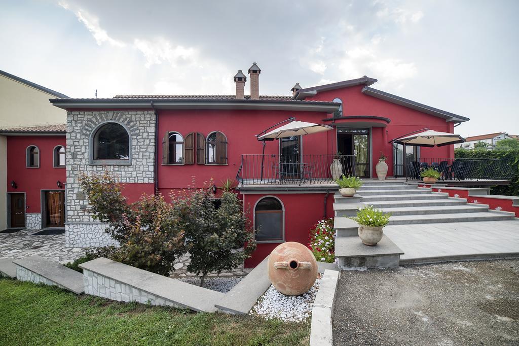 モンテフィアスコーネ Casina Pian Di Monettoヴィラ エクステリア 写真